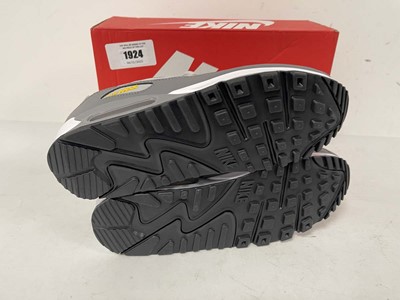 Lot 1924 - Nike air max 90 surplus trainers in grey size...