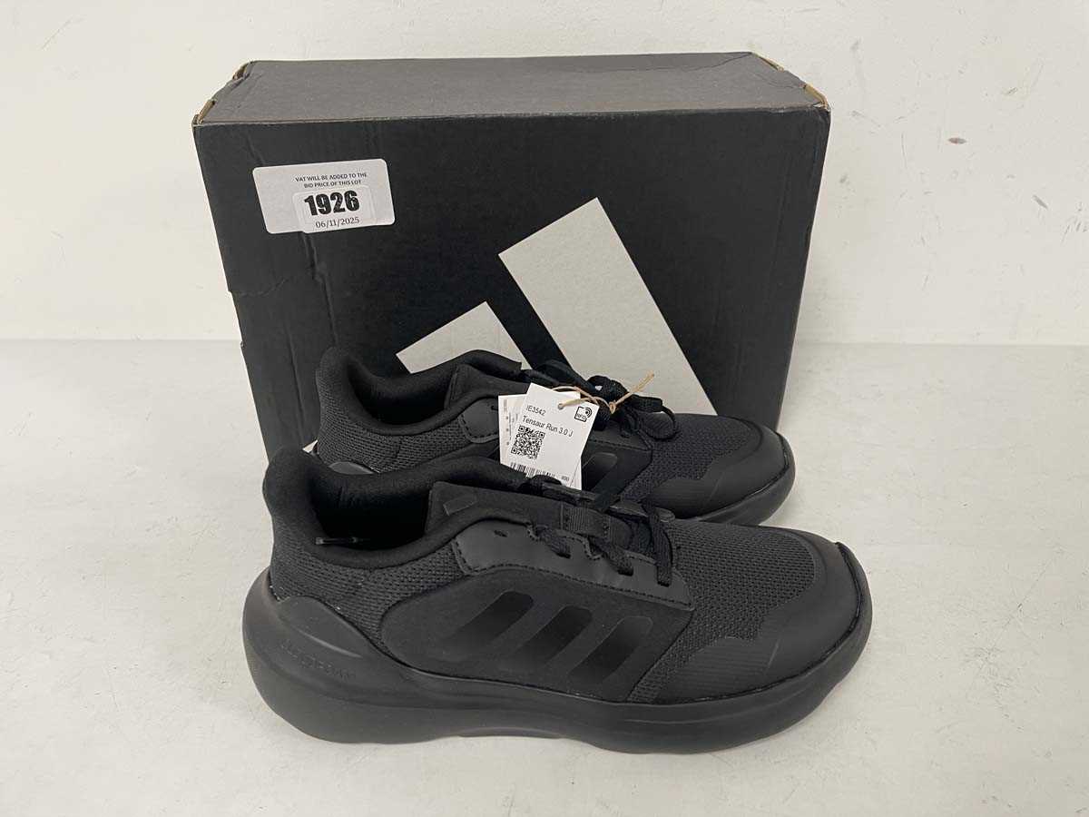 Lot 1926 - Adidas children's tensaur run 3.0 trainers in...