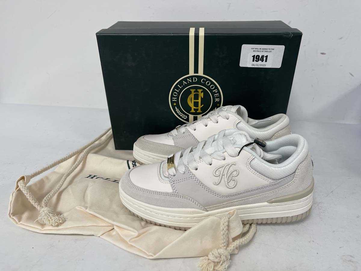 Lot 1941 - Holland Cooper retro trainers in off white...