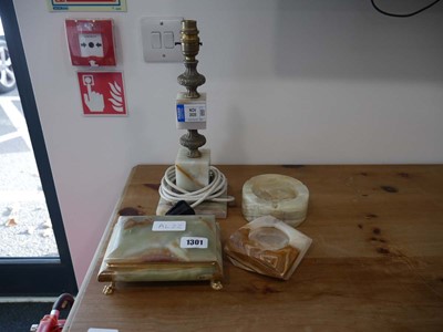 Lot 1301 - A collection of onyx items to 2 small dishes,...