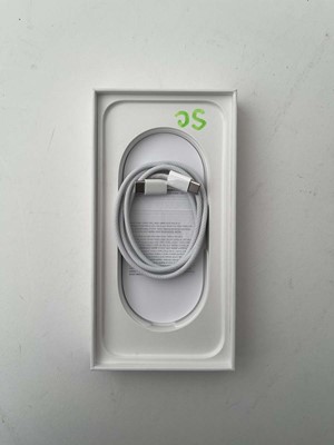 Lot Apple iPhone 16 Pro Max, Black Titanium, 256GB,...