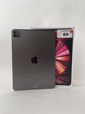 Lot Apple iPad Pro 11-inch (3rd Generation) Wi-Fi,...