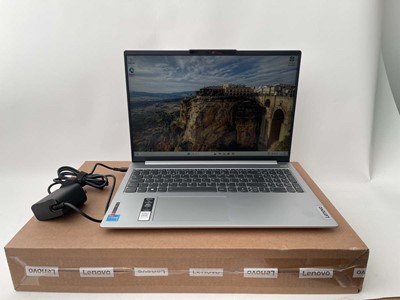 Lot Lenovo IdeaPad Slim 5 model 16IRL8, Intel...