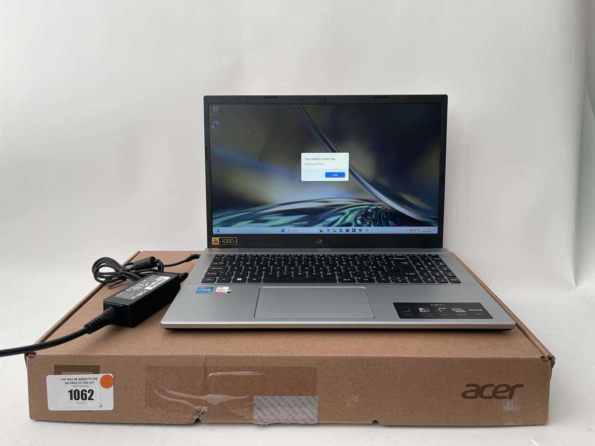 Lot Acer Aspire 3 laptop model A315-59-575V, Intel...