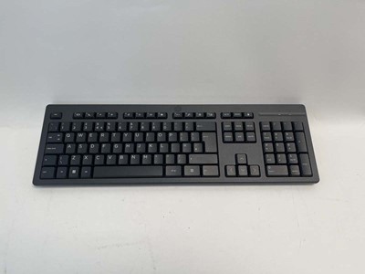 Lot HP 23.8 inch All-in-One Desktop PC model...