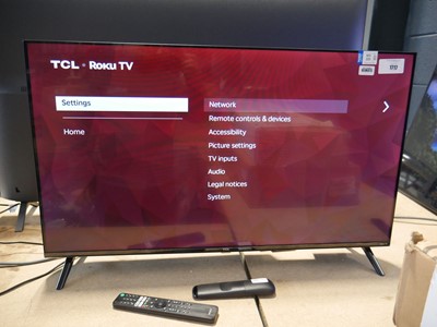 Lot 1717 - TCL TV with remote control, model no. 40RS550K
