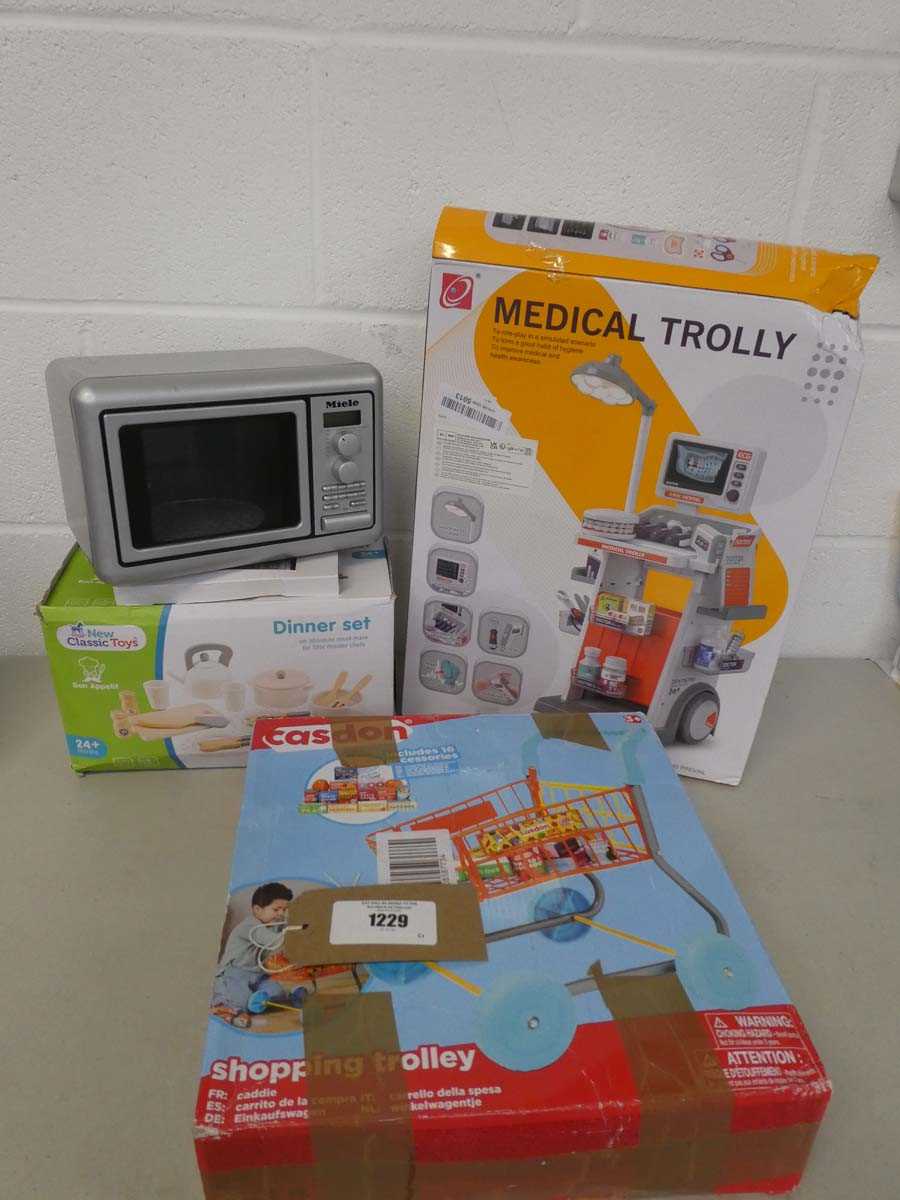 Lot Selection of Childrens Role Playing toys to...