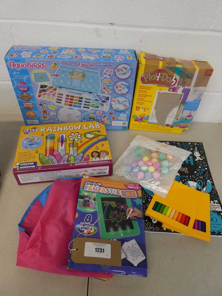 Lot Selection of Arts and Craft items to include...