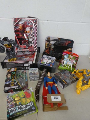 Lot Selection of Various Dolls, Figures and...