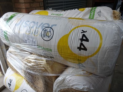 Lot 11 - Approx. 40 rolls of Isover space saver insulation