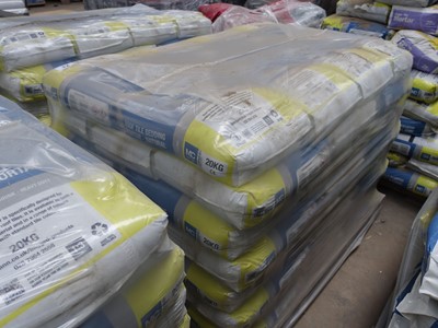 Lot 21 - Pallet of approx. 64 x 20kg bags of FP McCann...
