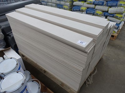 Lot 27 - Pallet of slate lath