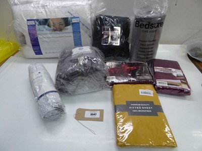 Lot 3547 - Double 13.5 tog goose down duvet, towel bales,...