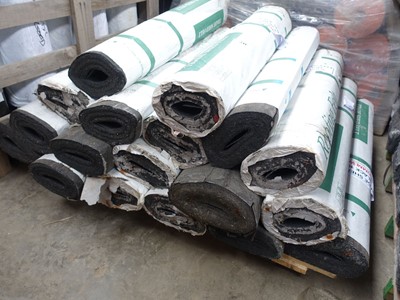 Lot 40 - Pallet of approx. 17 rolls of roofing shed felt