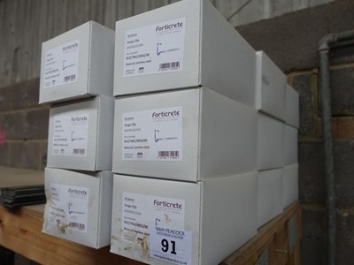 Lot 91 - 24 boxes of 50 Forticrete verge clips