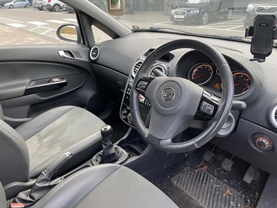 Lot (DY59 WWB) 2009 Vauxhall Corsa Design 5-door...