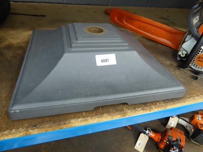 Lot 4076 - Weighted parasol base