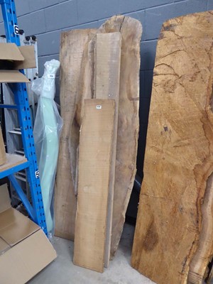 Lot 4239 - 6 various pieces of mainly waney edge oak