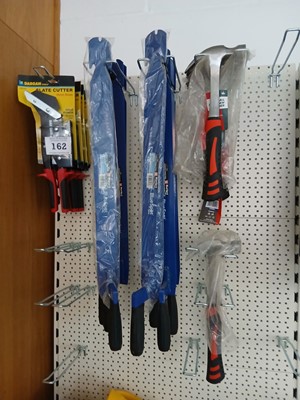 Lot 162 - Six claw hammers, seven slate rips, four slate...