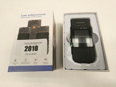 Lot 2010 - Small body cam, boxed