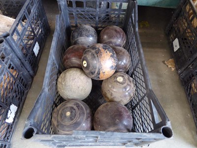 Lot 4263 - 9 bowling woods