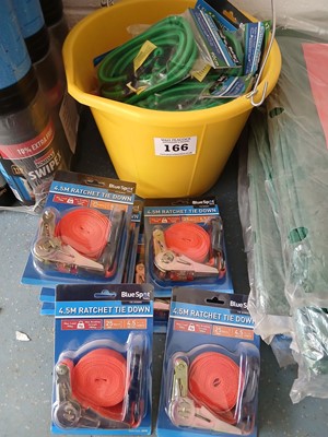 Lot 166 - Bucket of ratchet straps and bungie straps