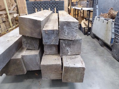 Lot 4281 - 9 large oak timbers approx. 170 x 170 x 1860mm
