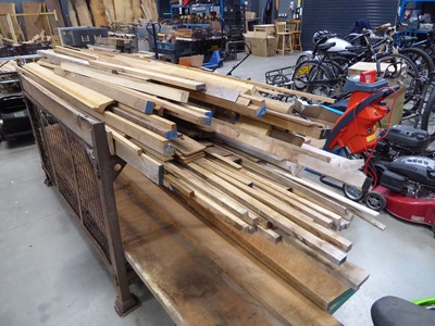 Lot 4301 - A range of misc. small dimension timbers...