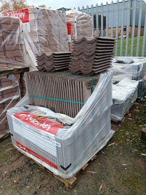Lot 201 - Three part pallets of mixed Marley concrete tiles