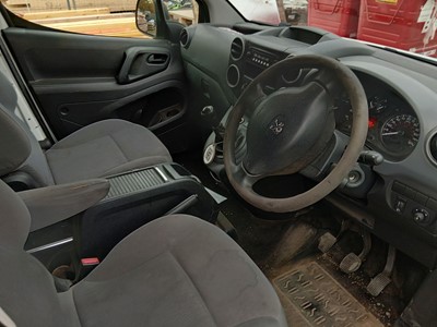 Lot 7 - MF63 WXS - Peugeot Partner 850 S L1 HDI panel...