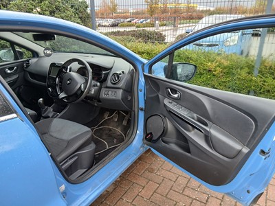 Lot 8 - VX15 YDG - Renault Clio D-QUE diesel 5 door...