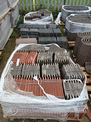 Lot 206 - Three part pallets of Sandtoft eave tiles...