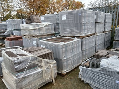 Lot 210 - Seven full packs & one part pack of Lindum...