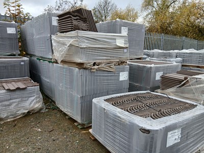 Lot 211 - Seven full packs & two part packs of Lindum...