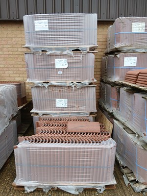 Lot 285 - Four packs of HR ridge rustic concrete ridge...