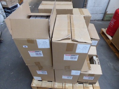 Lot 186 - Pallet of assorted toilet seats