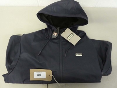 Lot 1107 - Hunter downpour long hooded raincoat in navy...