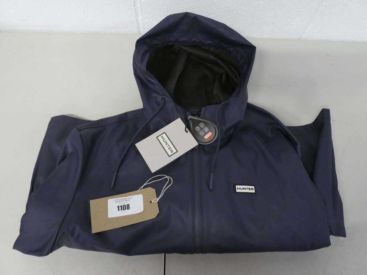 Lot 1108 - Hunter downpour long hooded raincoat in navy...