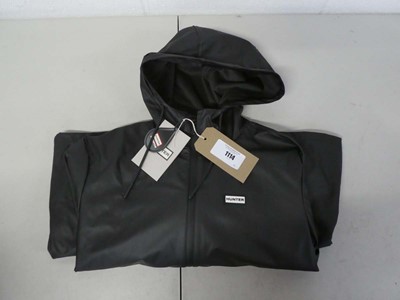 Lot 1114 - Hunter downpour long hooded raincoat in black...