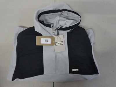 Lot 1117 - Hunter 1.4 zip hooded fleece size XL