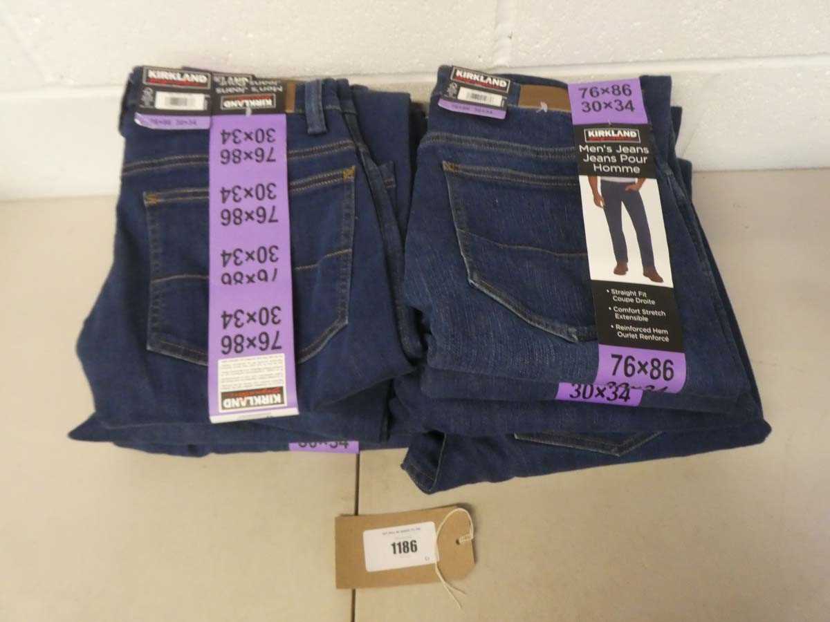 Lot 1186 - Approx. 12 men's Kirkland jeans