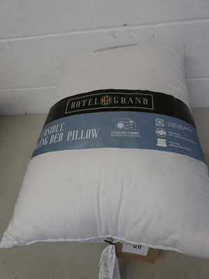 Lot 1211 - A pair of Hotel Grand reversible cooling pillows