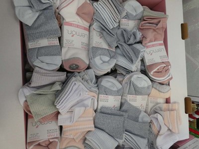 Lot 1224 - A box containing a large qty of ladies Lemon...