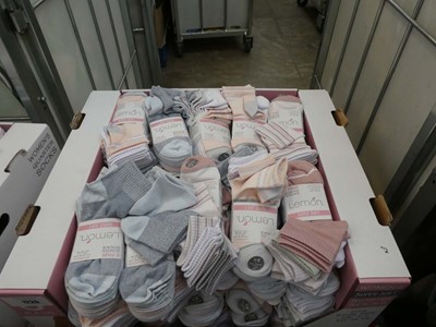 Lot 1226 - A box containing a large qty of ladies Lemon...