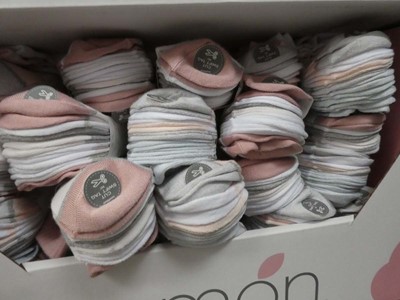 Lot 1227 - A box containing a large qty of ladies Lemon...