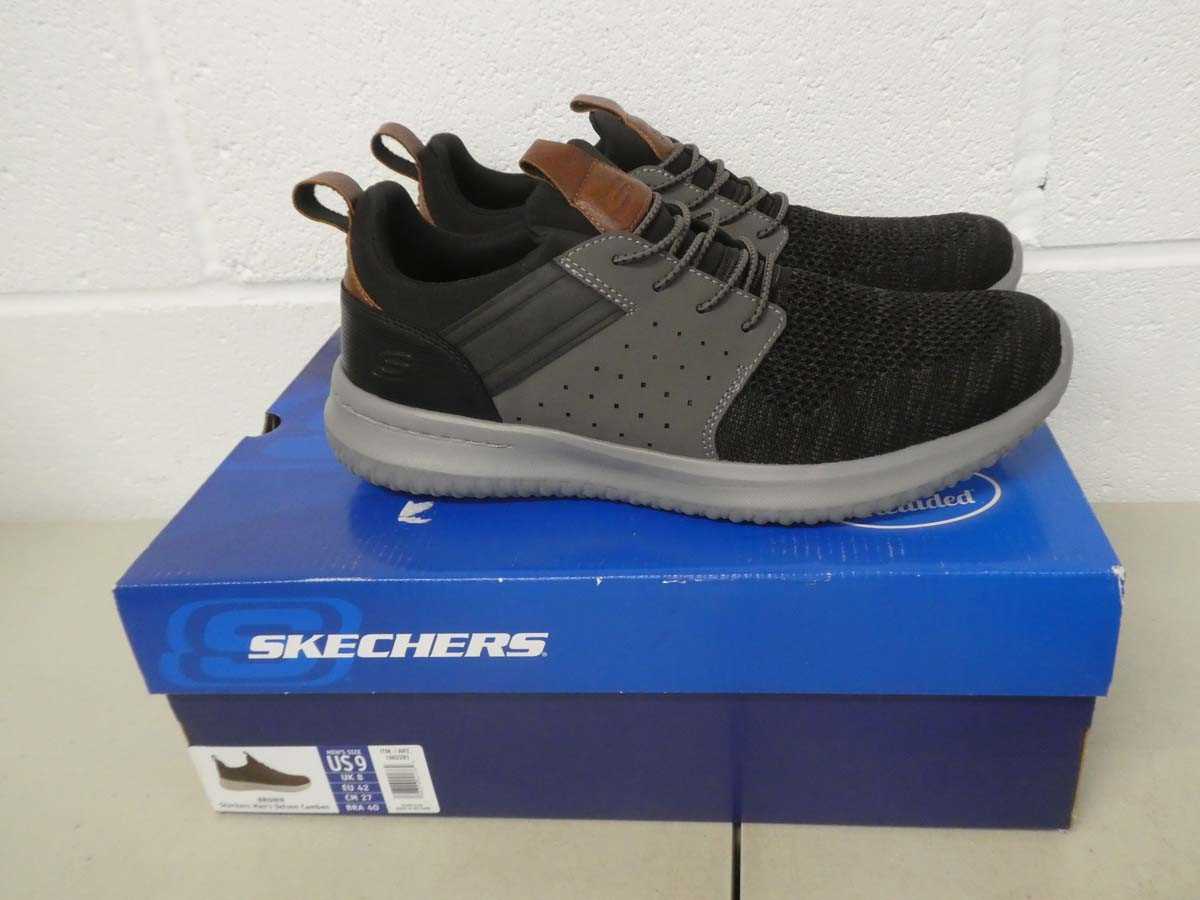 Lot 1251 - Boxed pair of Skechers goga mat arch classic...