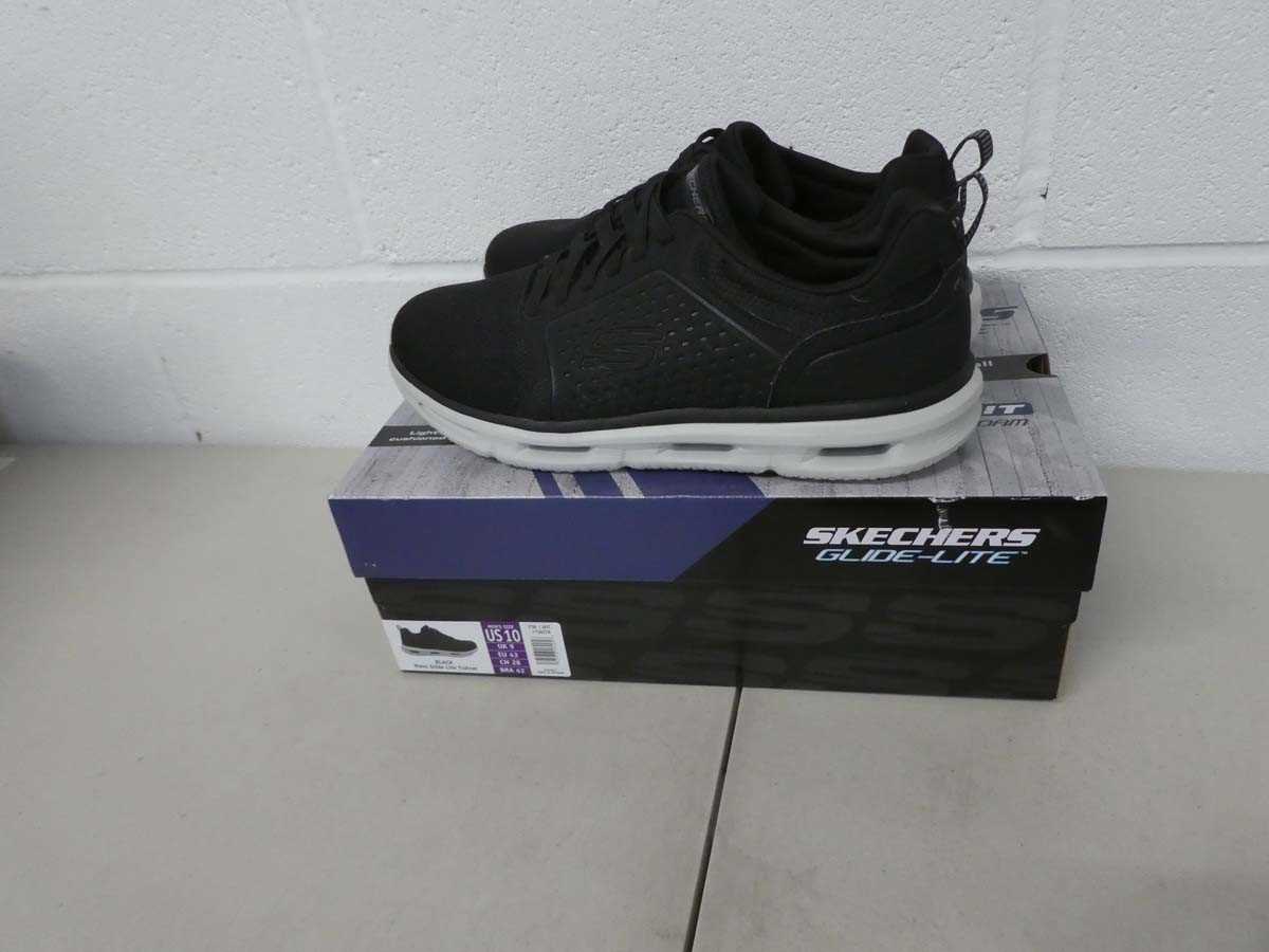 Lot 1256 - Boxed pair of Skechers glide lite classic fit...