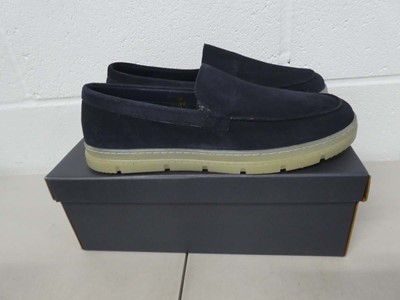 Lot 1272 - Boxed pair of Penguin 'CAM' shoes size UK 11