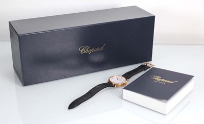 Lot 968 - A ladies 18ct yellow gold wristwatch by...