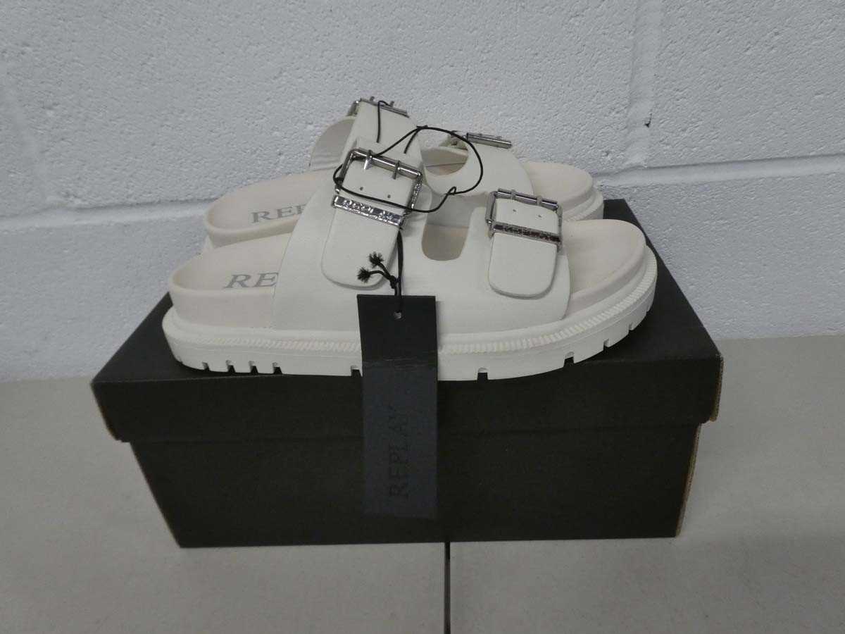 Lot 1274 - Boxed pair of Replay shoes size UK 4